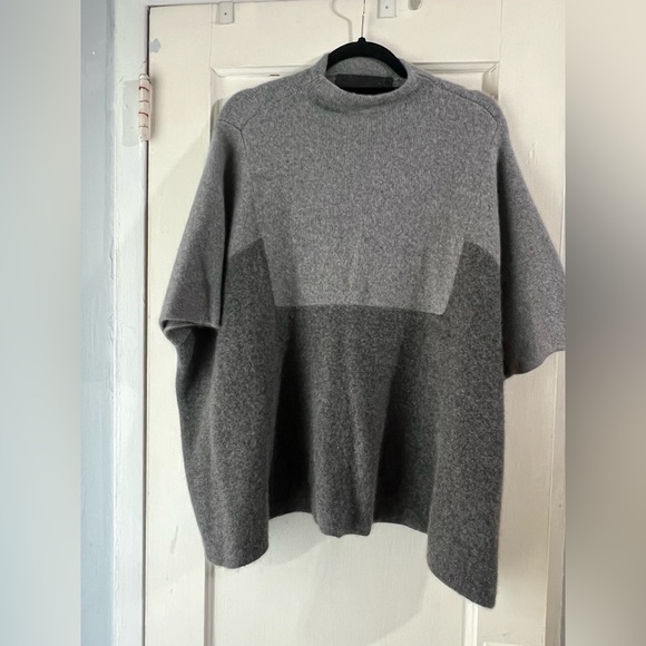 The Elder Statesman Colorblock Cashmere Sweater Poncho Cape - Picture 1 of 12